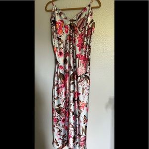 Victoria Secret night gown 🌹